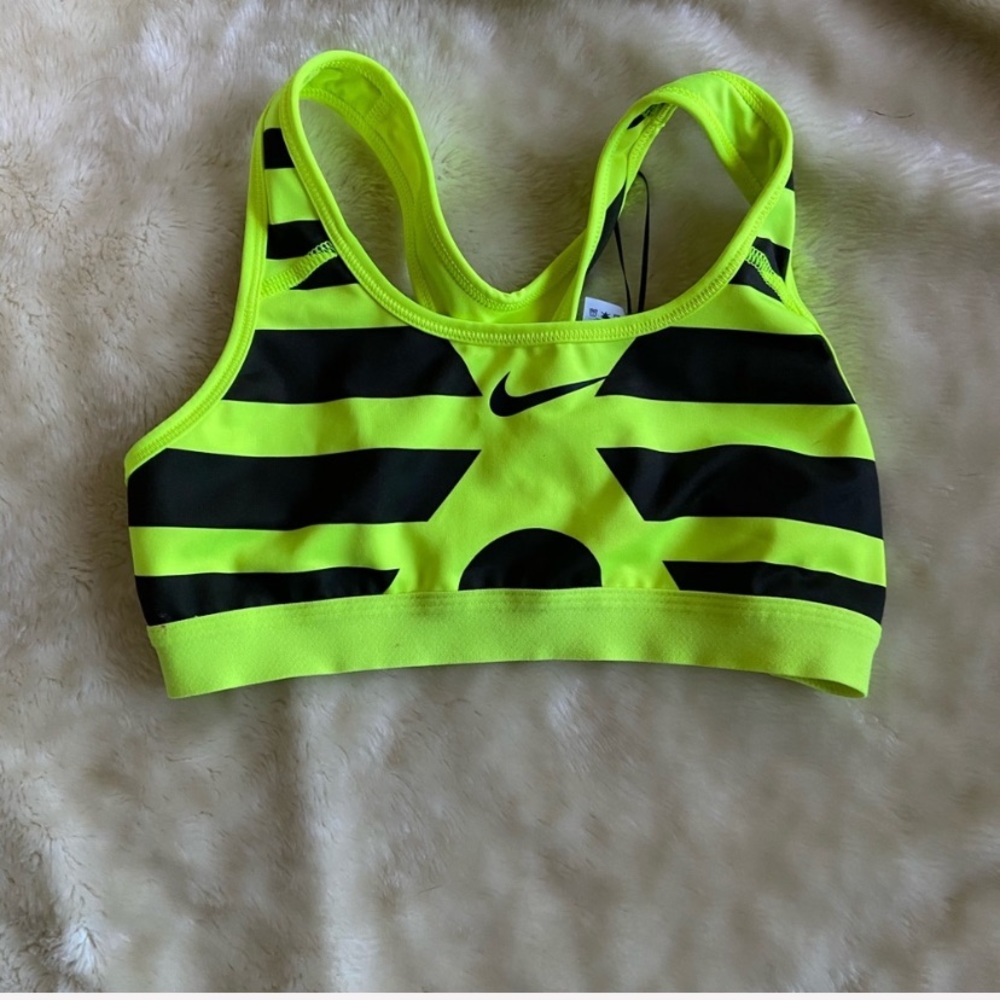 Nike sports bra
